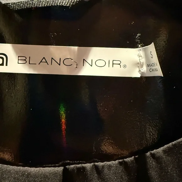 Blanc Noir Shiny Black Outerwear - Picture 2 of 2